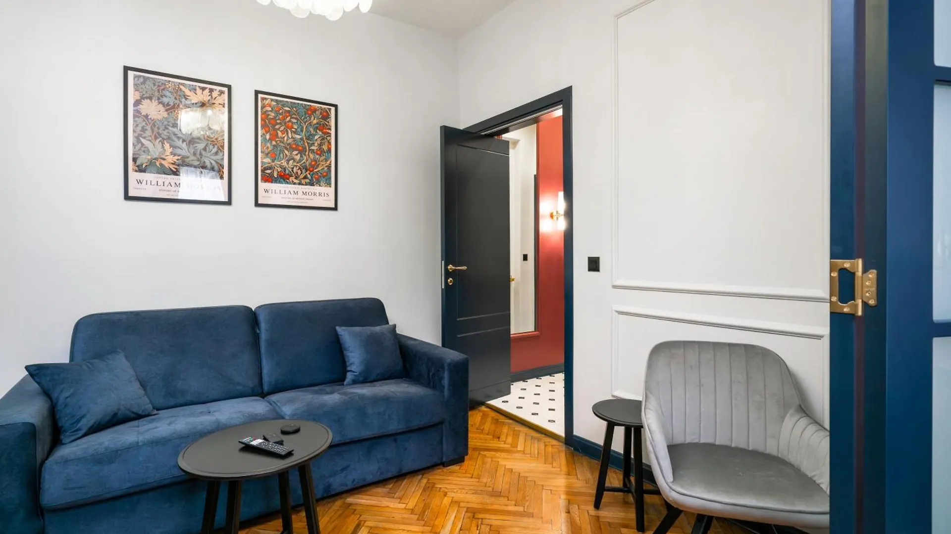 Royal Retreat - Your Central Designer Spot By Flat Mаnager Sofia